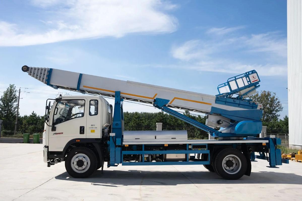 临清云梯上料车租赁费用