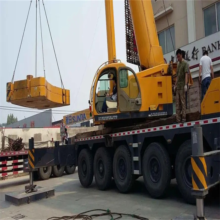 临清当地吊车出租|机器吊装|75吨|工厂搬迁服务